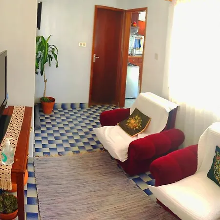 Lovely Place In With Wonderful Seaview Appartamento São Vicente