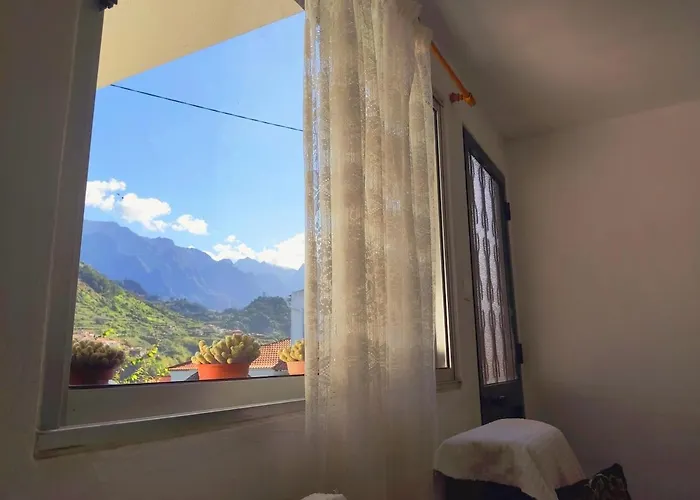 Appartamento Lovely Place In With Wonderful Seaview *