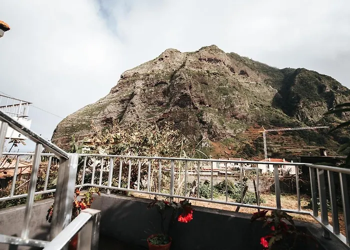 Lovely Place In With Wonderful Seaview São Vicente